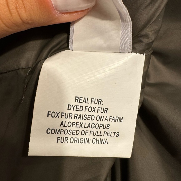 Derek Lam Hooded Vest - Picture 5 of 5